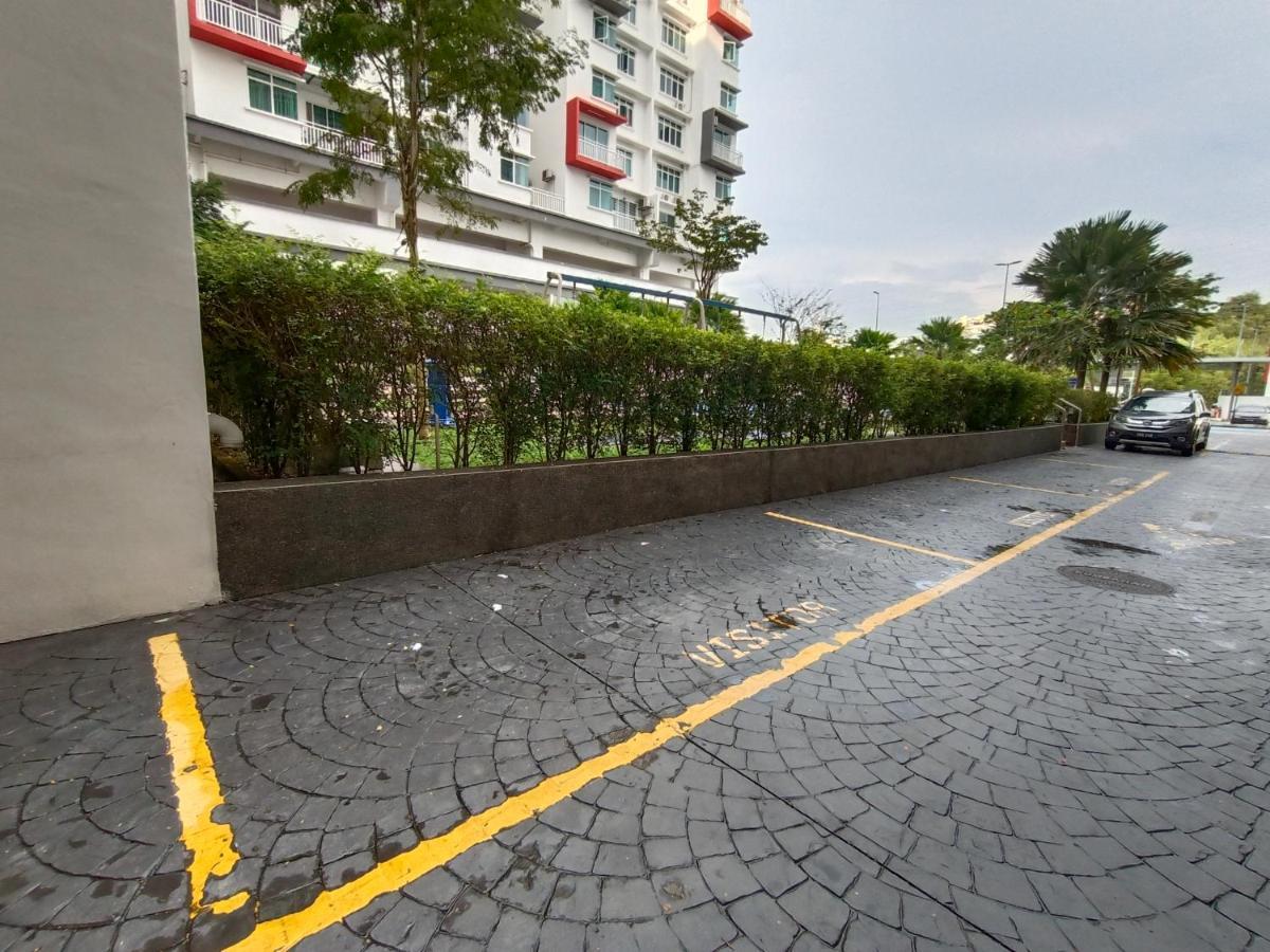 Klia Ehsan Residence Sepang Nilai Greenery 8 Pax Air-Con Экстерьер фото