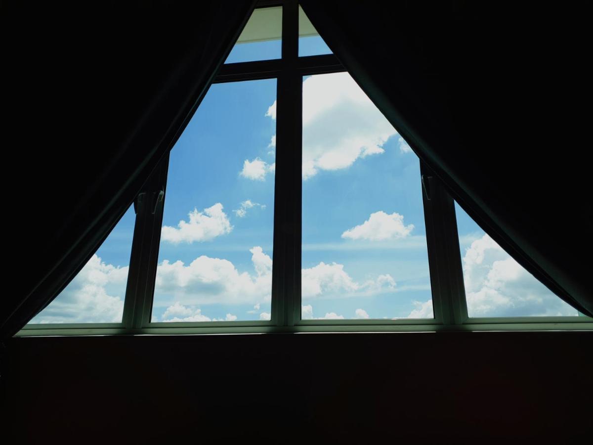 Klia Ehsan Residence Sepang Nilai Greenery 8 Pax Air-Con Экстерьер фото